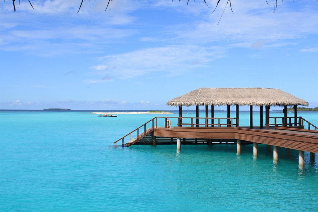 马尔代夫, maldives, nature, pier, vacation, water, relax, pavilion, la, relaxation, gazebo, varadero, yard, bangkok, park, garden, sun, trees, sky